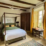 Lodge Chateau La Gineste - Castle And Vineyard Duravel