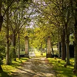 Chateau La Gineste - Castle And Vineyard Jaktstuga