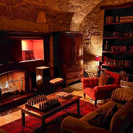 Orman Evi Chateau La Gineste - Castle And Vineyard Duravel