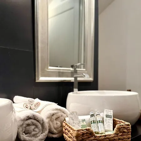 롯지 Chateau La Gineste - Castle And Vineyard *